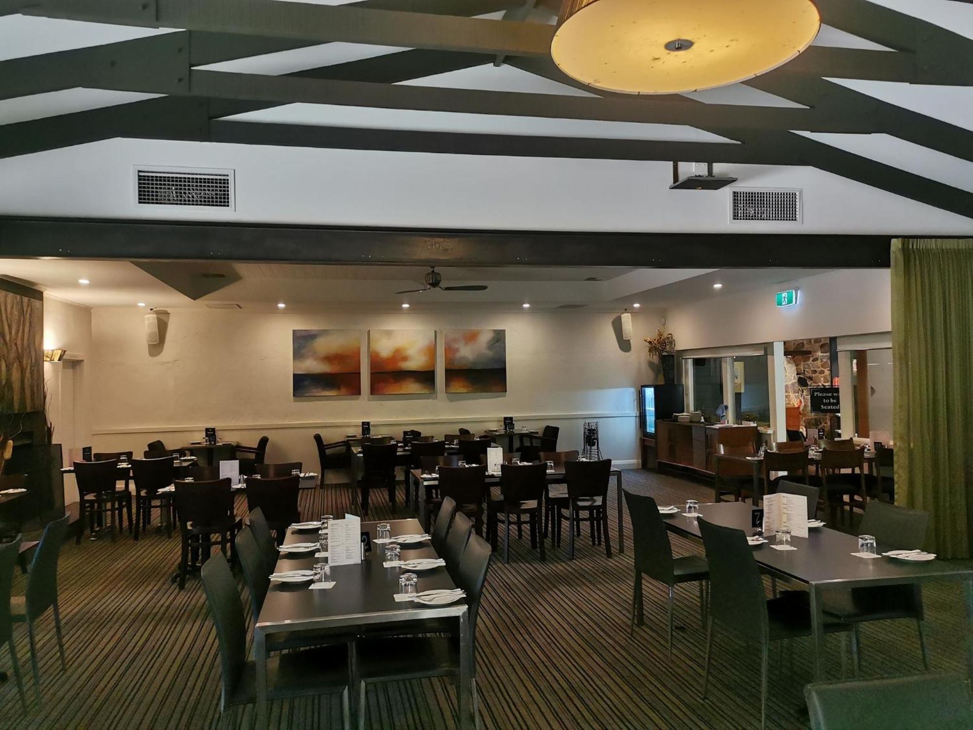 Mahogany Inn And Distillery Mahogany Creek Ngoại thất bức ảnh